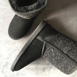 Minnetonka Sheepskin and Leather Boots 🥾 Shoes